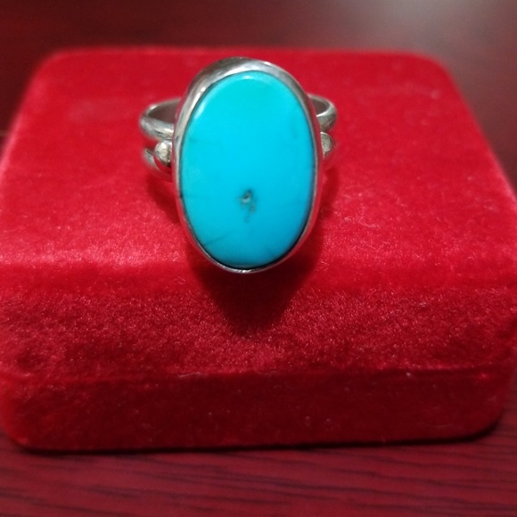 Ring - Picture 6 of 6